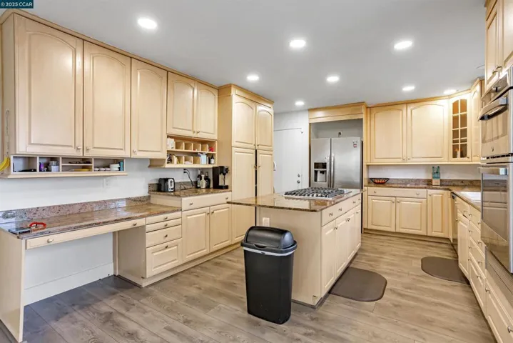 1817 Winchester Ct, Fairfield, California 94533