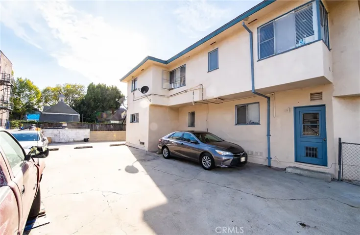 2100 Bonsallo Avenue, Los Angeles, California 90007