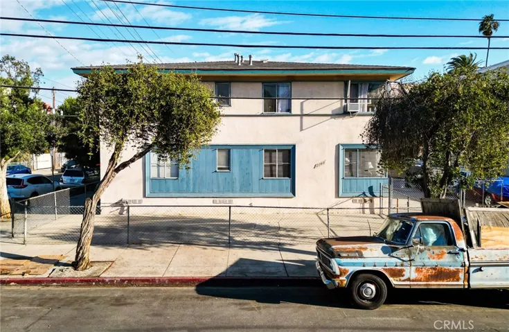 2100 Bonsallo Avenue, Los Angeles, California 90007