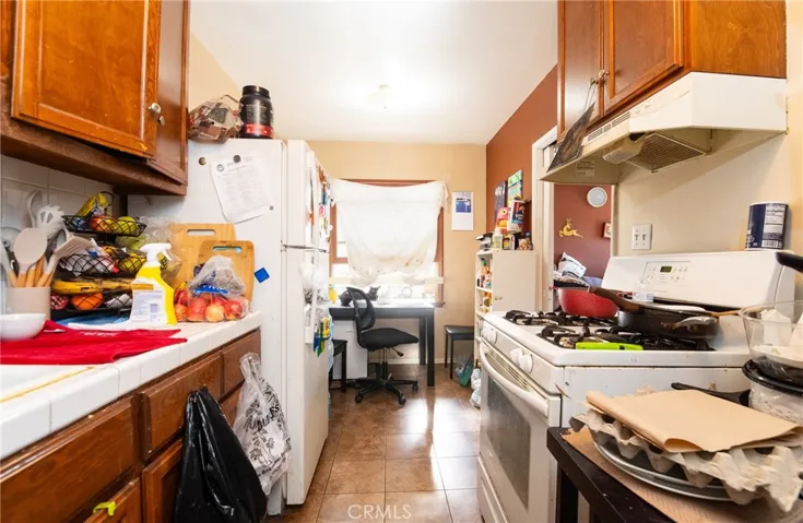 2100 Bonsallo Avenue, Los Angeles, California 90007