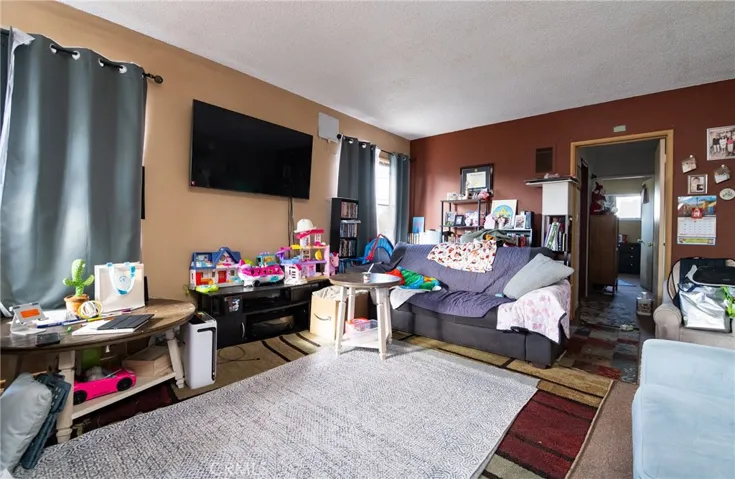 2100 Bonsallo Avenue, Los Angeles, California 90007