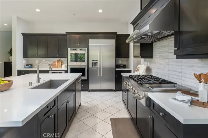 18820 Annmae Place, Saugus, California 91350