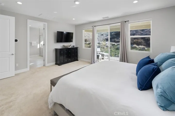 18820 Annmae Place, Saugus, California 91350