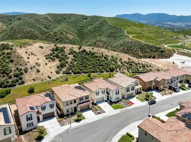 18820 Annmae Place, Saugus, California 91350