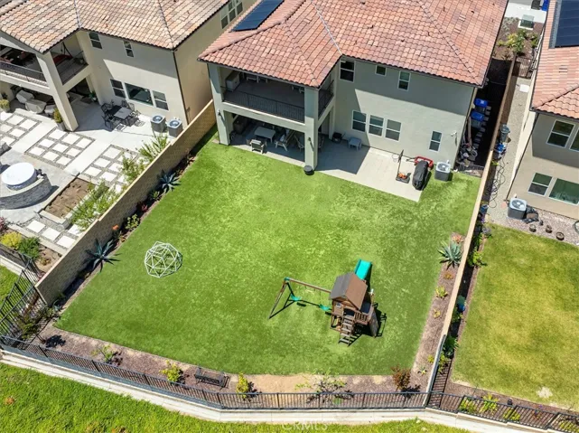 18820 Annmae Place, Saugus, California 91350