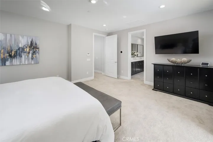 18820 Annmae Place, Saugus, California 91350