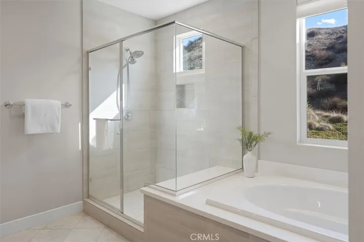 18820 Annmae Place, Saugus, California 91350