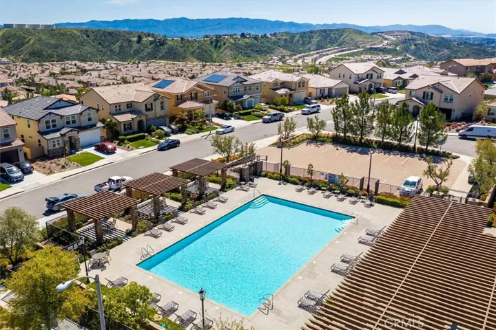 18820 Annmae Place, Saugus, California 91350