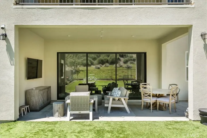 18820 Annmae Place, Saugus, California 91350