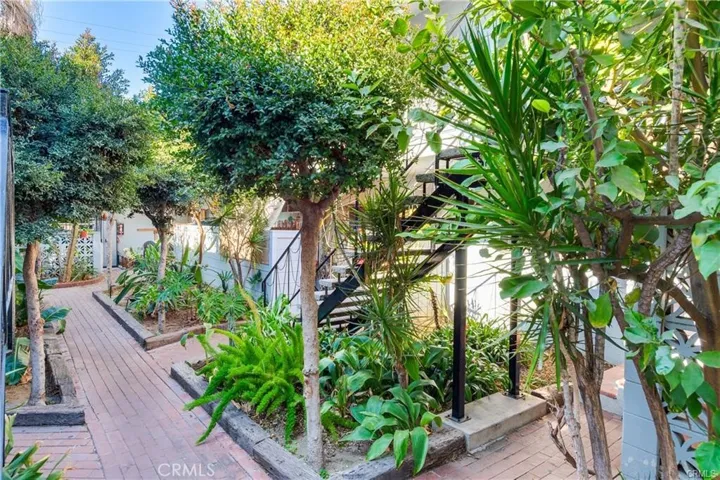 7339 Milton Avenue, Whittier, California 90602