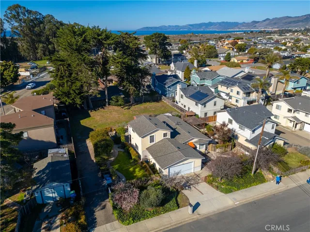 780 S 7 Street, Grover Beach, California 93433