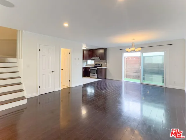 2717 Arizona Avenue 3, Santa Monica, California 90404