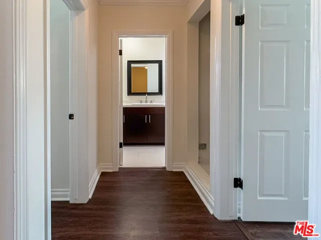 2717 Arizona Avenue 3, Santa Monica, California 90404