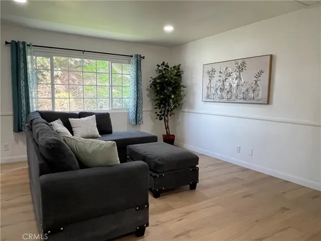 314 E Artesia Lane, Long Beach, California 90805