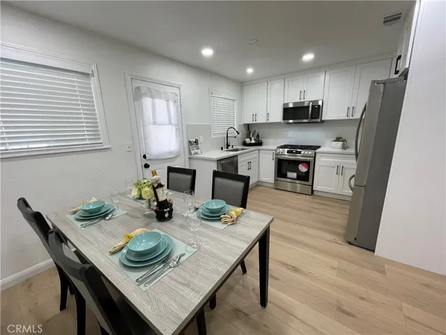 314 E Artesia Lane, Long Beach, California 90805