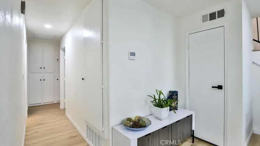 314 E Artesia Lane, Long Beach, California 90805