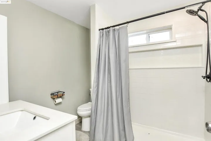 75 E Bolton, Oakley, California 94561