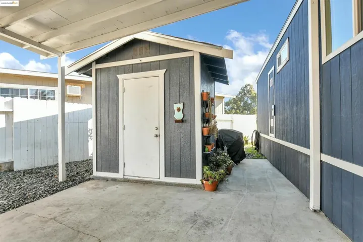75 E Bolton, Oakley, California 94561