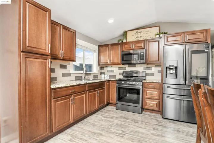 75 E Bolton, Oakley, California 94561