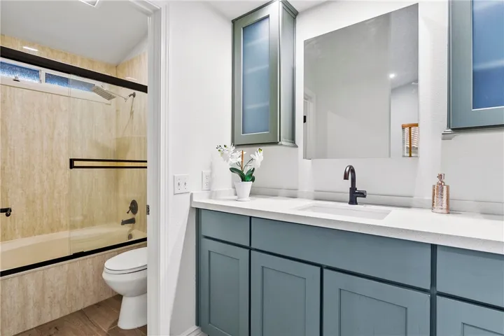 Primary En Suite Bathroom 2