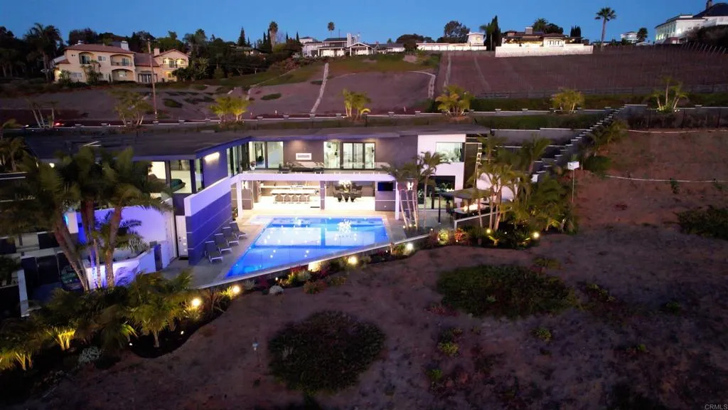 1095 Hoover Street, Carlsbad, California 92008 home-pic-1