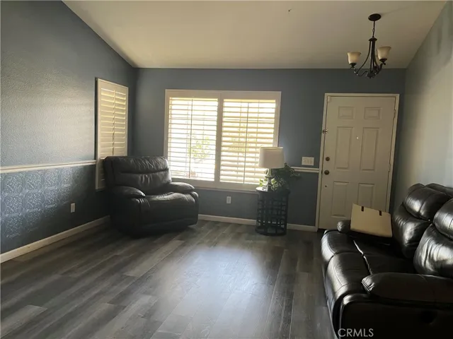 2046 Evanston Circle, Corona, California 92881