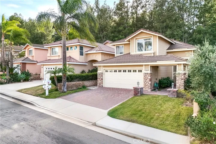 923 S Silver Star Way, Anaheim Hills, California 92808