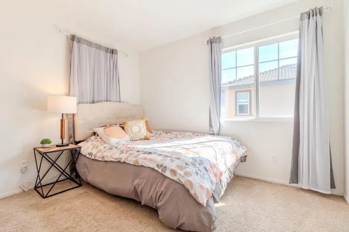 231 Dun Blazer Way, Fallbrook, California 92028