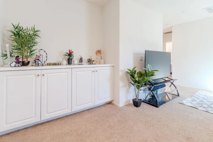 231 Dun Blazer Way, Fallbrook, California 92028