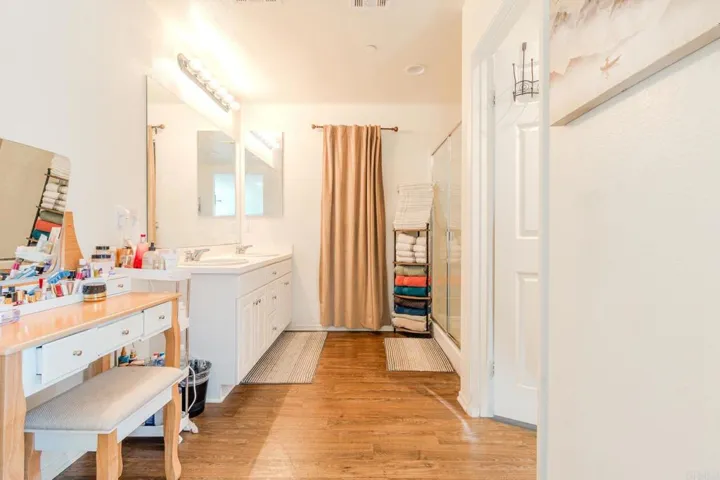 231 Dun Blazer Way, Fallbrook, California 92028