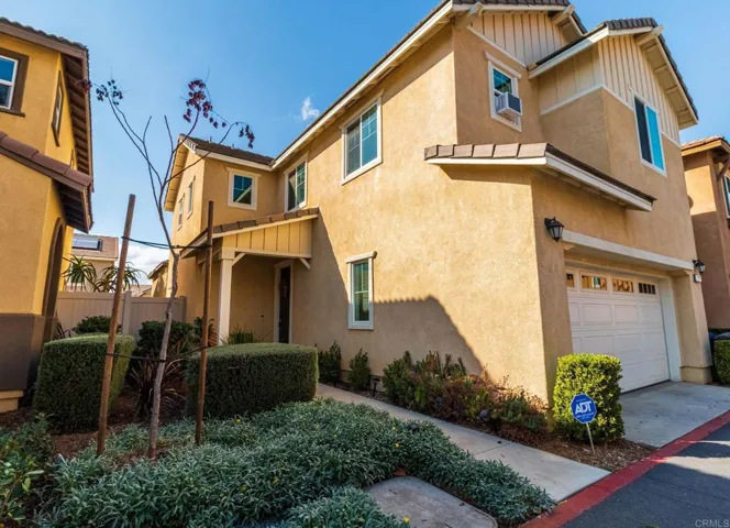 231 Dun Blazer Way, Fallbrook, California 92028
