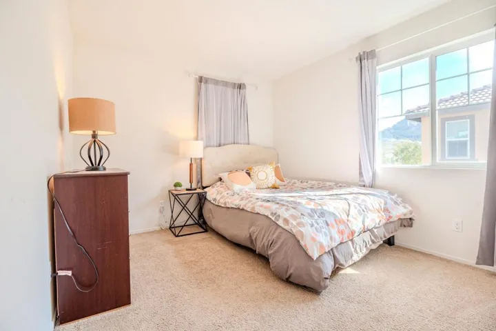 231 Dun Blazer Way, Fallbrook, California 92028