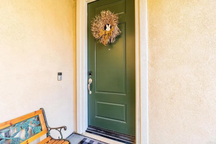 231 Dun Blazer Way, Fallbrook, California 92028