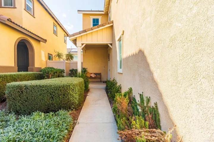 231 Dun Blazer Way, Fallbrook, California 92028