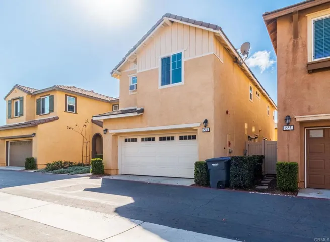 231 Dun Blazer Way, Fallbrook, California 92028