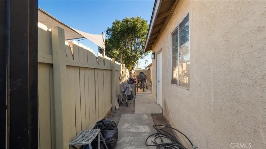 7313 Parmelee Avenue, Los Angeles, California 90001