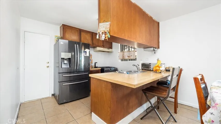 7313 Parmelee Avenue, Los Angeles, California 90001