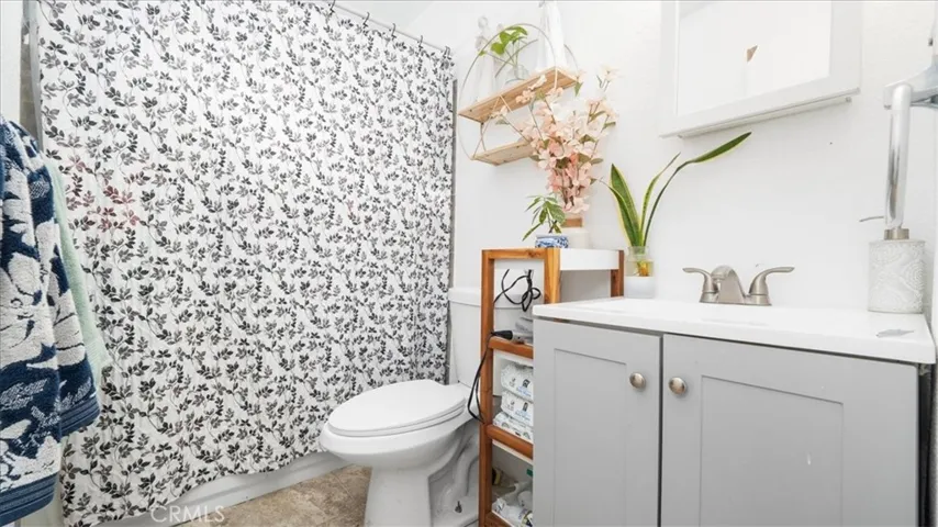 7313 Parmelee Avenue, Los Angeles, California 90001