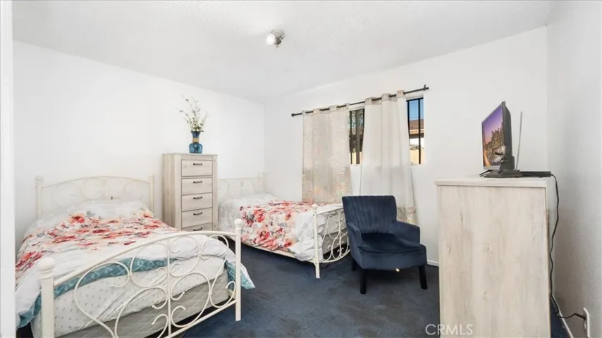 7313 Parmelee Avenue, Los Angeles, California 90001