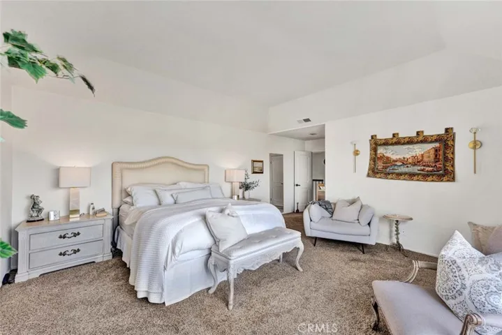 Primary suite