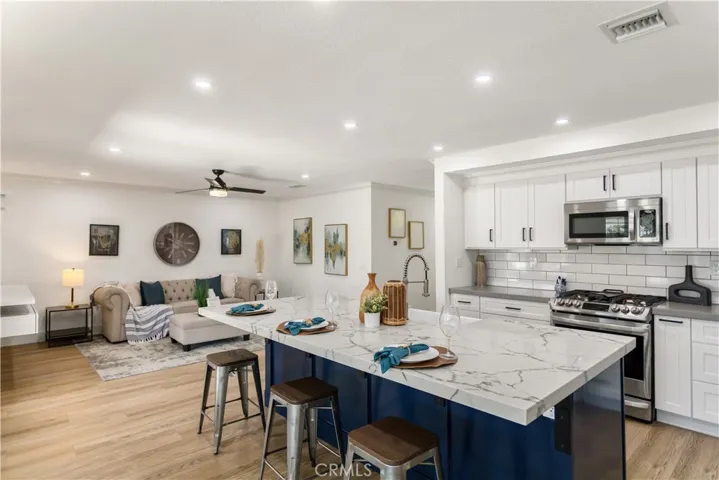 6821 Meadowlark Lane, Chino, California 91710