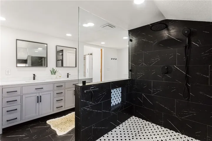 6821 Meadowlark Lane, Chino, California 91710