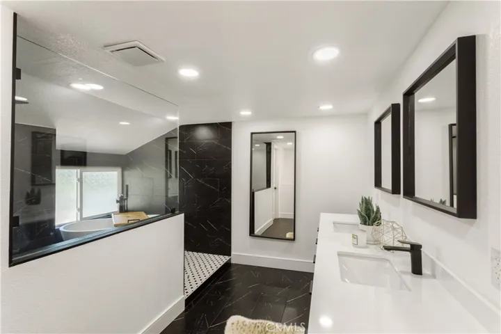 6821 Meadowlark Lane, Chino, California 91710