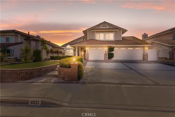 6821 Meadowlark Lane, Chino, California 91710