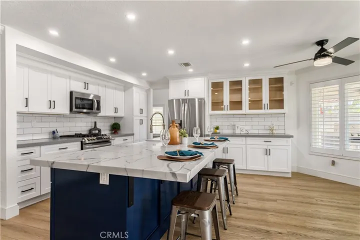 6821 Meadowlark Lane, Chino, California 91710