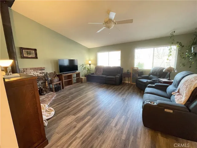 Livingroom from entry way