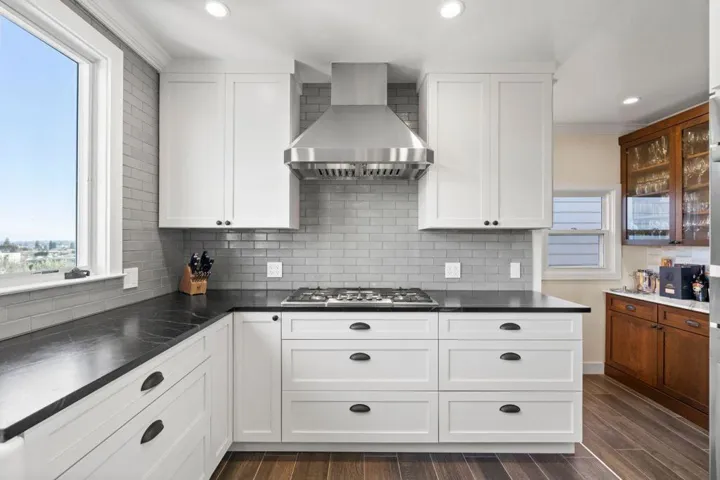 409 Sycamore Street, San Carlos, California 94070