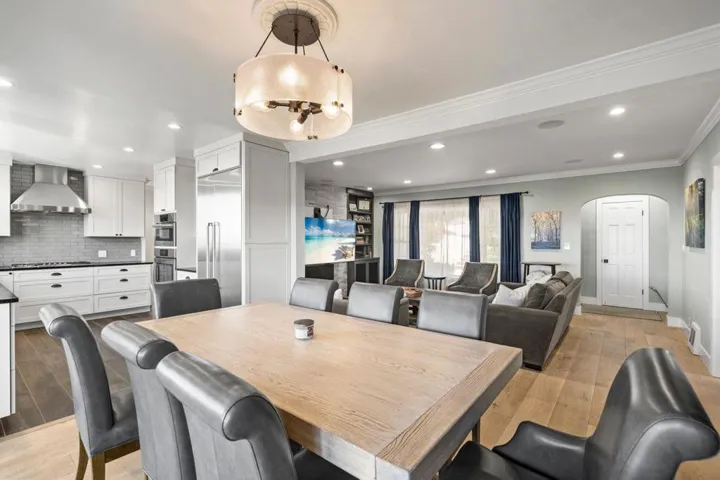 409 Sycamore Street, San Carlos, California 94070