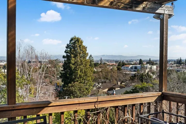 409 Sycamore Street, San Carlos, California 94070