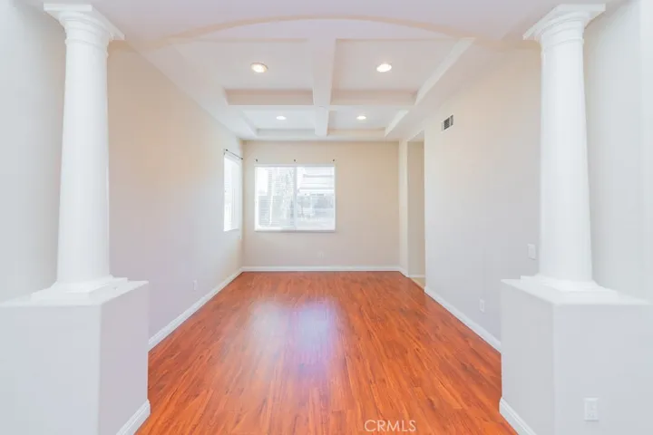 6852 Cedar Creek Road, Eastvale, California 92880